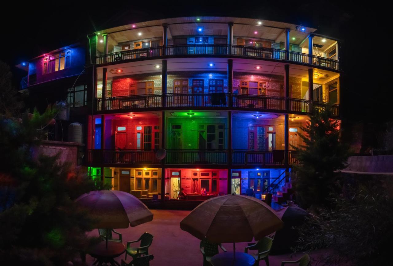 Free Culture, Chalal Kasol Exterior foto