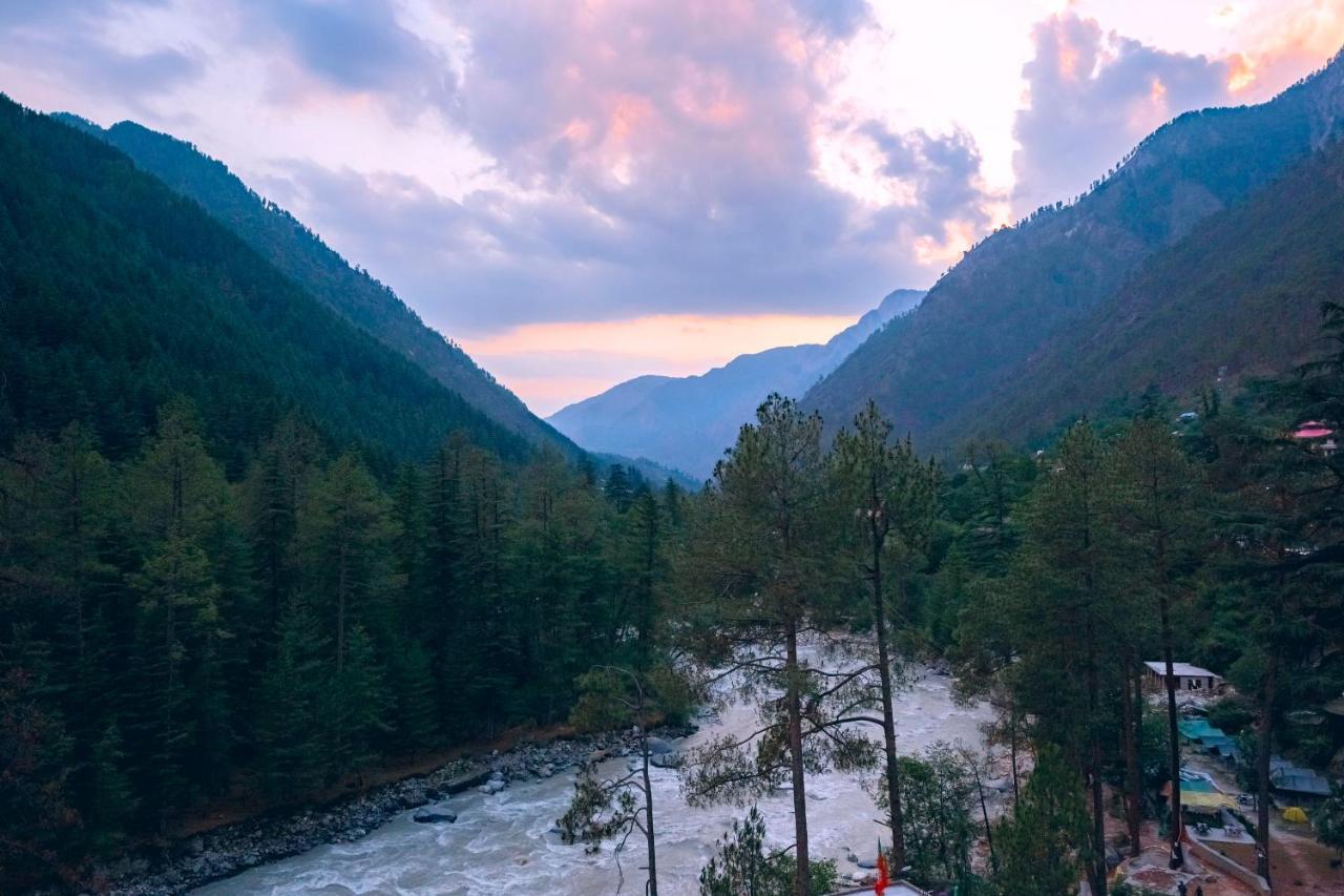 Free Culture, Chalal Kasol Exterior foto