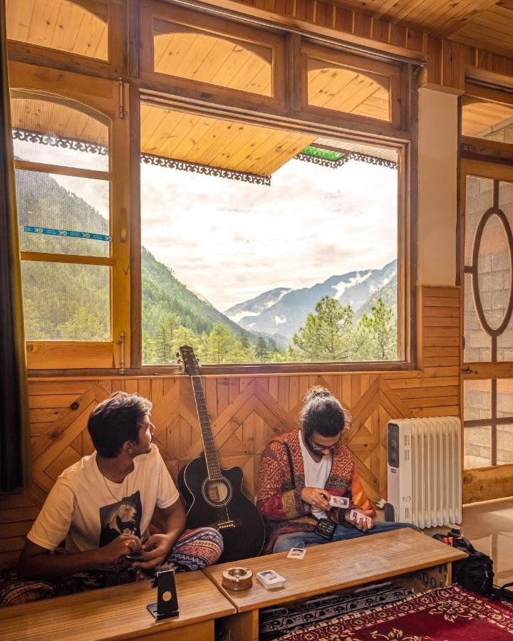 Free Culture, Chalal Kasol Exterior foto